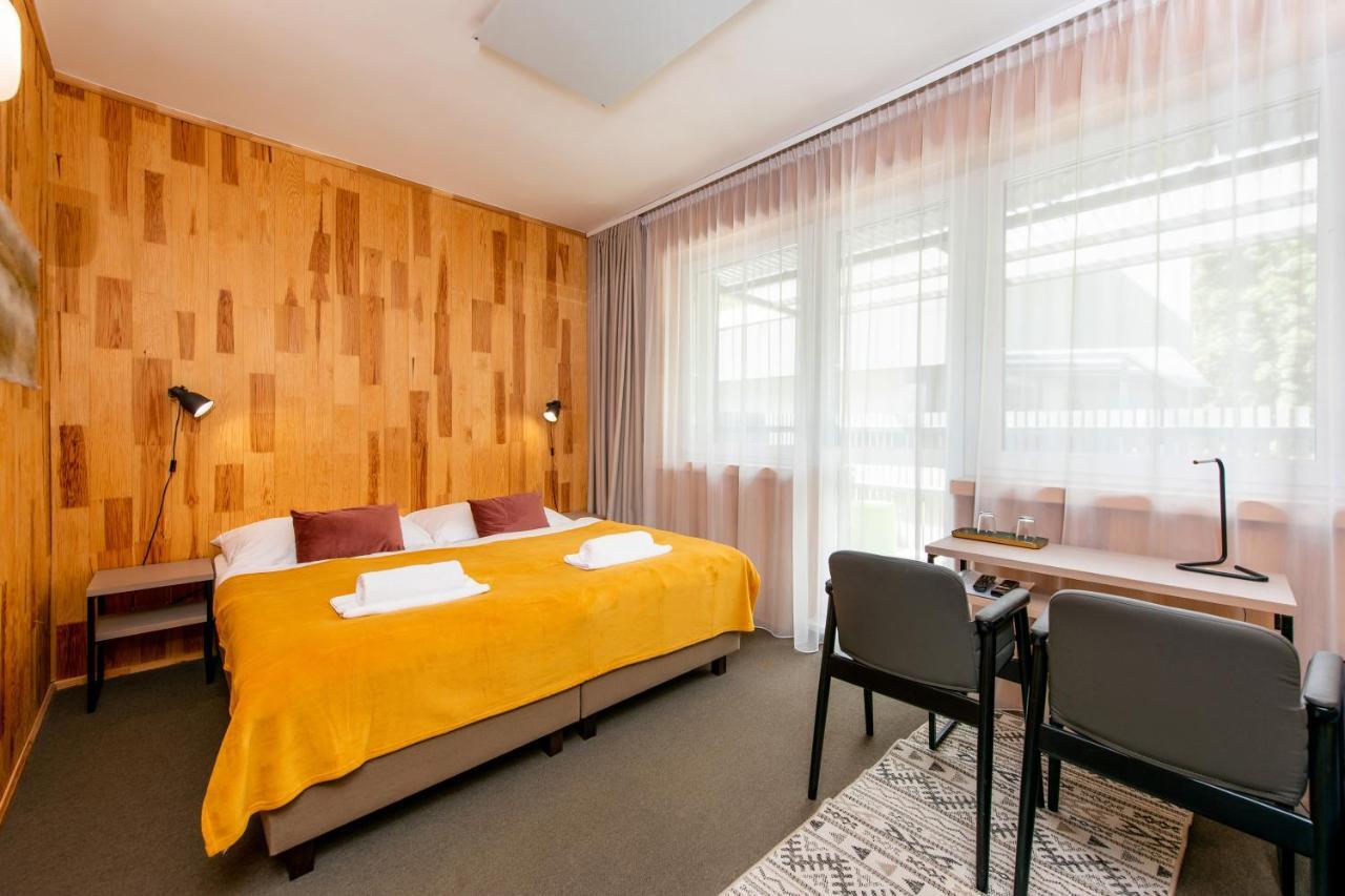 Hotel Veverica Trencin Luaran gambar